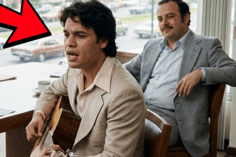 Se Burlaron de Juan Gabriel Cuando Cantó Su Nueva Canción —Lo Que Pasó Años Después Sorprendió Todos