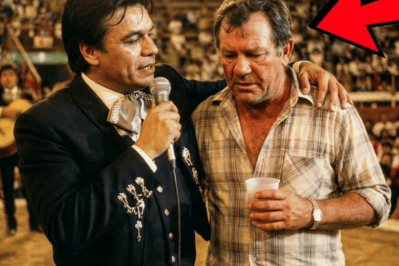 Un Espectador Borracho Desafió a Juan Gabriel en el Escenario — Su Reacción Emocionó 6.000 Personas