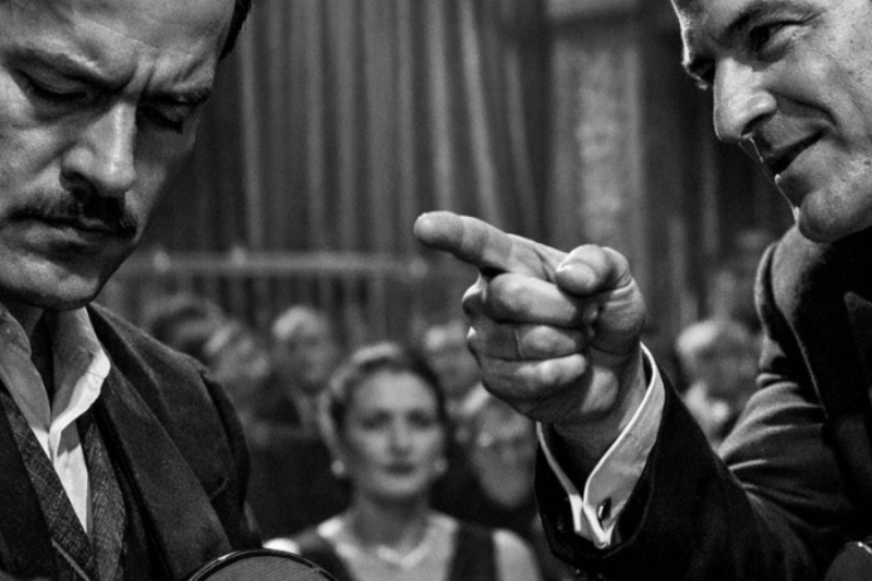Famoso Guitarrista Clásico Retó a Pedro Infante Como Broma, Lo Que Pasó Después Impactó a Todos