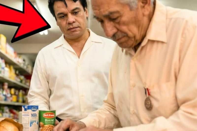 Un Anciano Contaba Monedas para Comprar PAN — Lo que Juan Gabriel Hizo Emocionó a Toda la Tienda