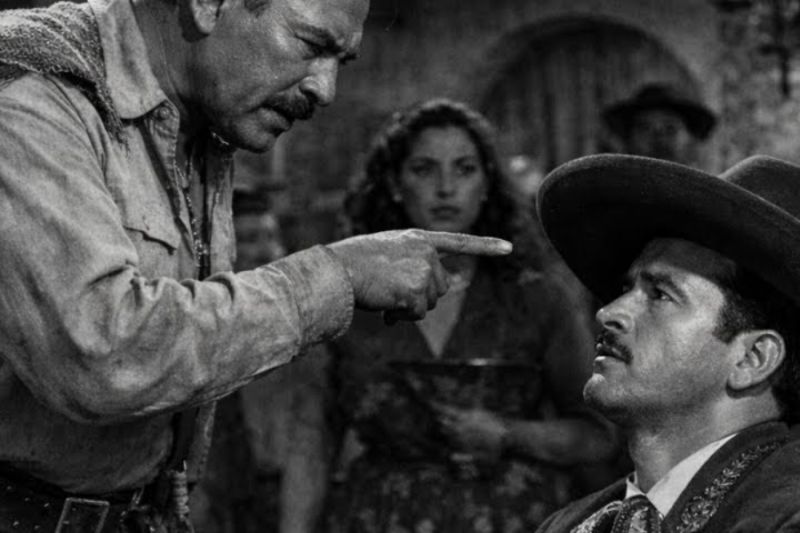 Cuando Emilio “El Indio” Fernández Humilló a Pedro Infante – NADIE se atrevió a intervenir