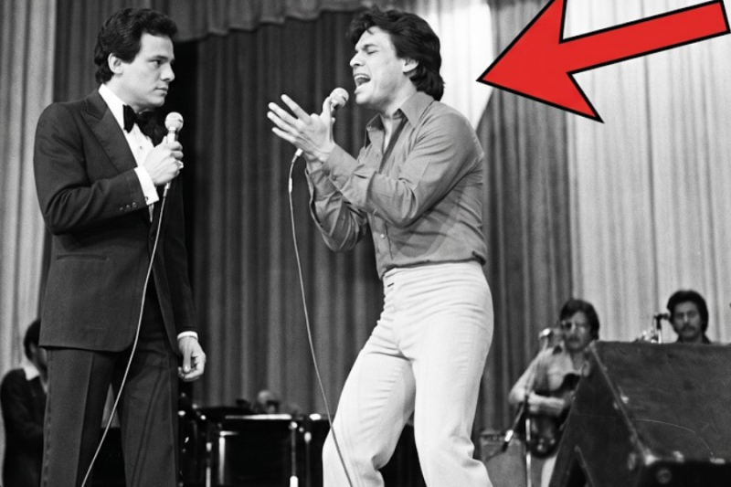 Juan Gabriel RETÓ a José José a un Duelo de Interpretación — El Público No Podía Creer lo que Veía