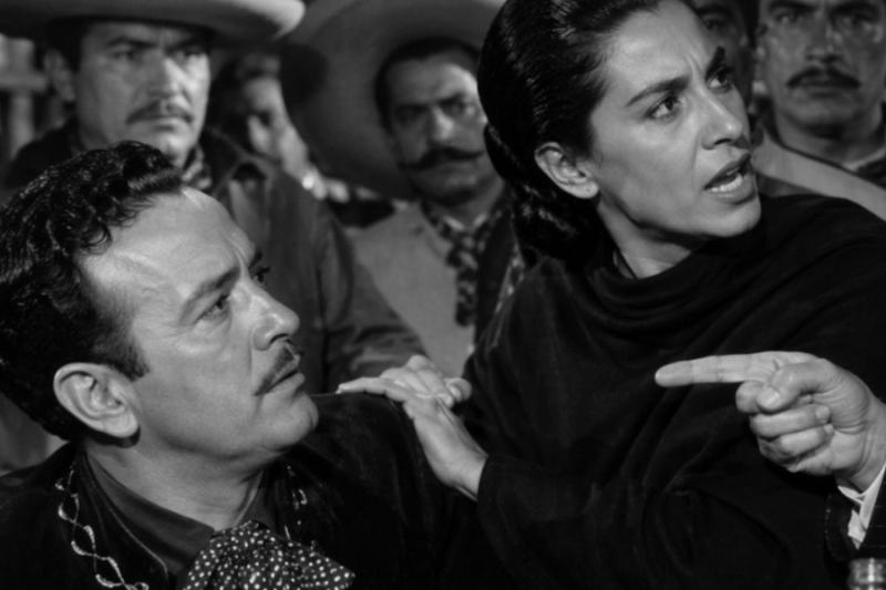 Cuando Pedro Infante Fue Humillado en Público, Chavela Vargas Hizo Algo que NADIE Esperaba