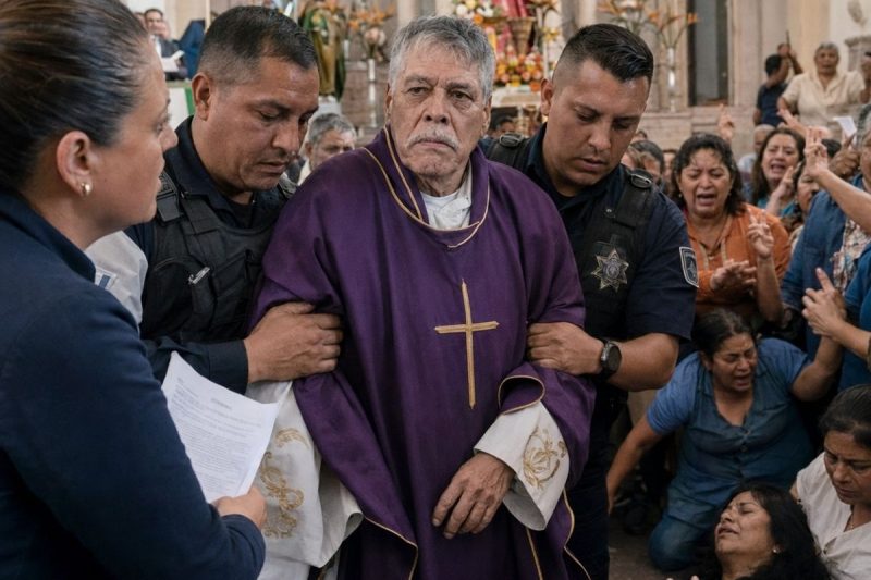 Tratan de callar al Padre Pistolas en plena ceremonia… ¡y él hace algo que NADIE esperaba!