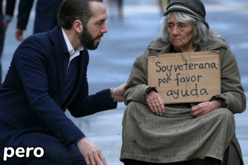 Bukele conoce la historia de una anciana que pide limosna en la calle y todo cambia
