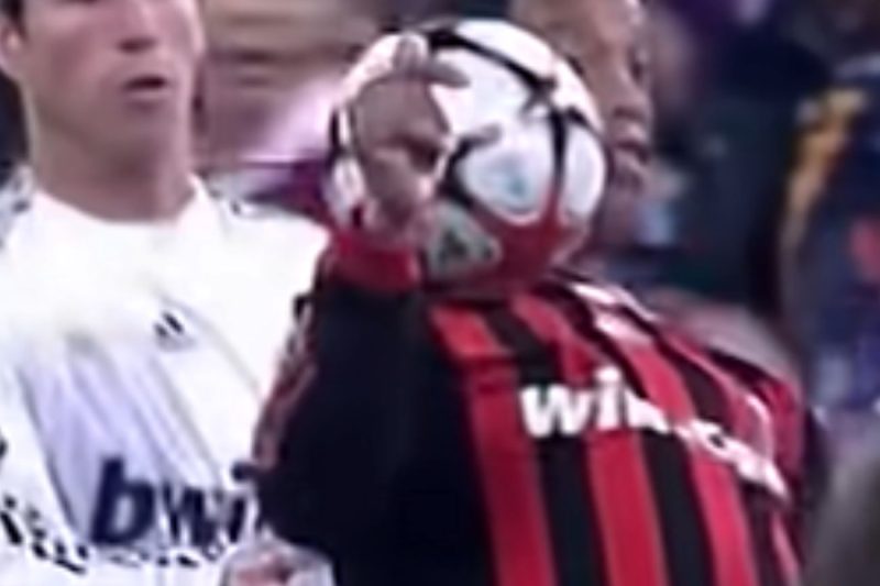 El Hechizo del Balón: El Secreto Detrás de la Sonrisa de Ronaldinho NH
