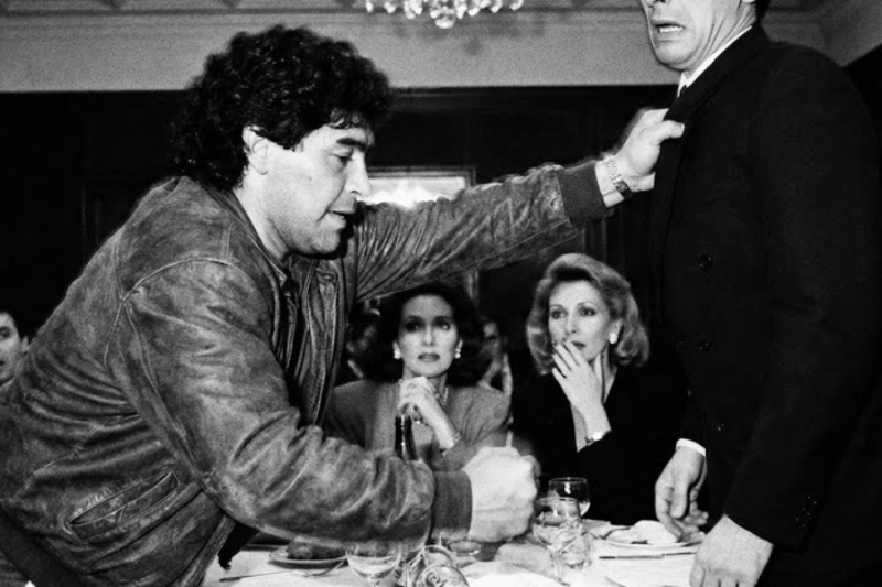 La lección de grandeza de Maradona: Cuando un restaurante de lujo le negó la entrada a un mito