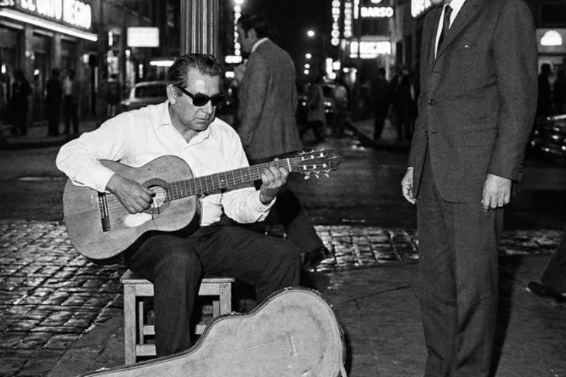 Cantinflas encontró un músico ciego en la calle—lo que descubrió sobre su talento CAMBIÓ TODO