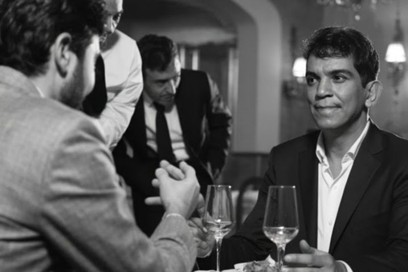 Un borracho atacó a Cantinflas en público — lo que hizo Mario cambió su vida para siempre