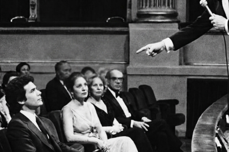 No sabía que era José José – El maestro italiano desafió a la cantante equivocada(giống cái)