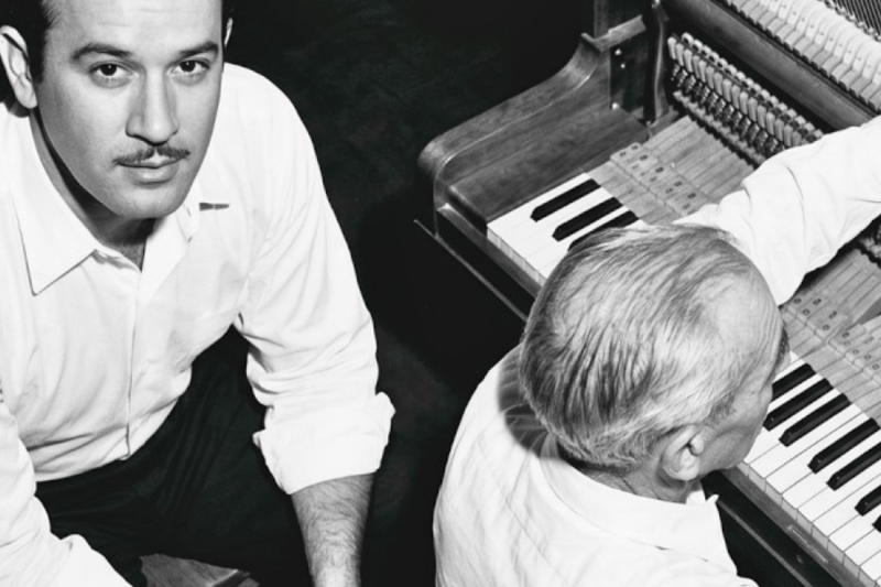 Pedro Infante Se Quedó Solo Con Un Afinador — Lo Que Hizo Esa Noche Salió a la Luz 17 Años Después