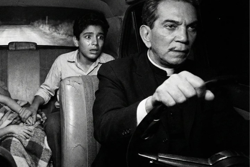 Cantinflas condujo a 100 km/h a las 3 AM con niña MORIBUNDA—lo que encontró en hospital se QUEBRÓ