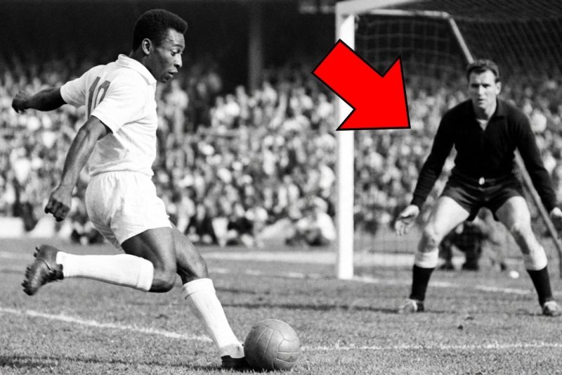El portero sueco no sabía que el chico de 17 años era Pelé; encajó 2 goles en 10 minutos en la final del Mundial.